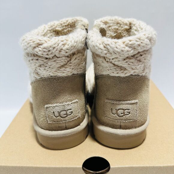UGG Classic Ankle Boots Women's US 6 Beige Chunky Knit Side Zip NIB $180 - Picture 9 of 14